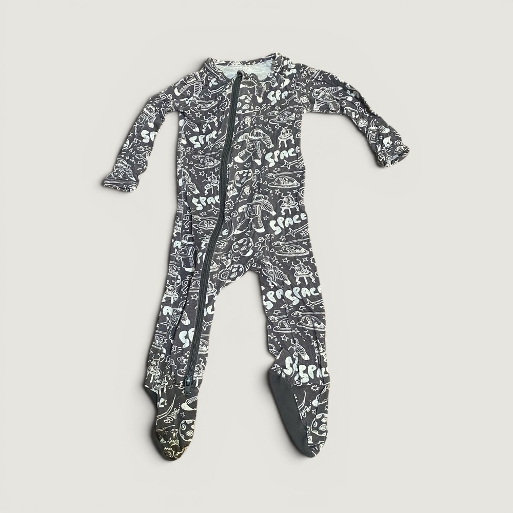 Bestaroo Bamboo Baby Boy Gray Space Footie Pajamas Zip‎ Sleeper Bodysuit Newborn